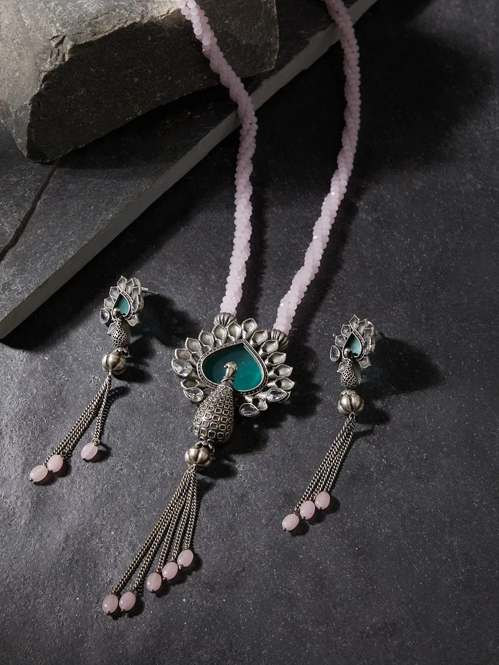 Ekashree Necklace Set