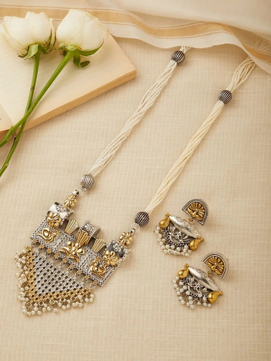 Yagya Necklace Set