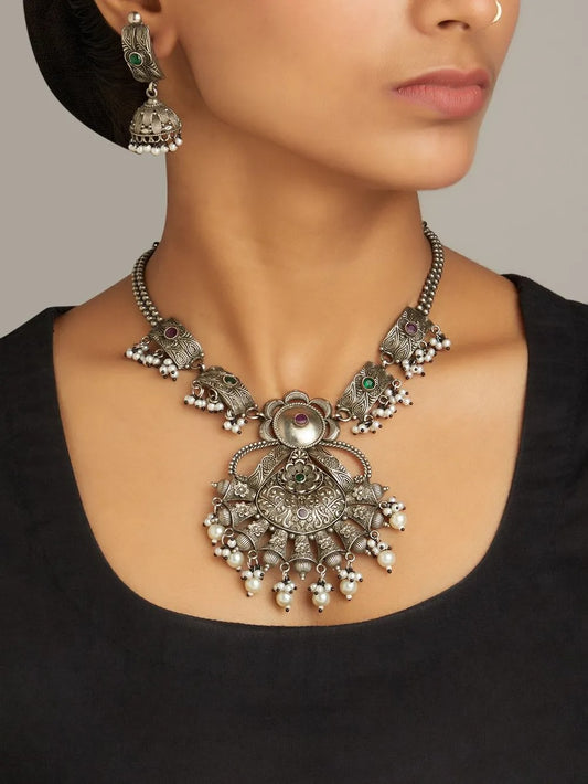 Bhavisha Necklace Set
