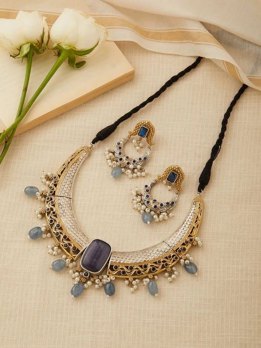 Anuja Necklace Set
