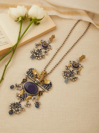 Gayatri Necklace Set by Naitri - Necklace